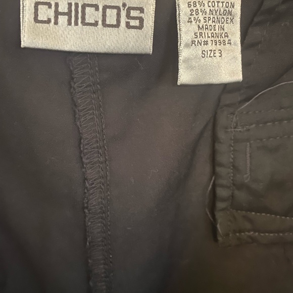 Chico’s capris-Black - Picture 3 of 3